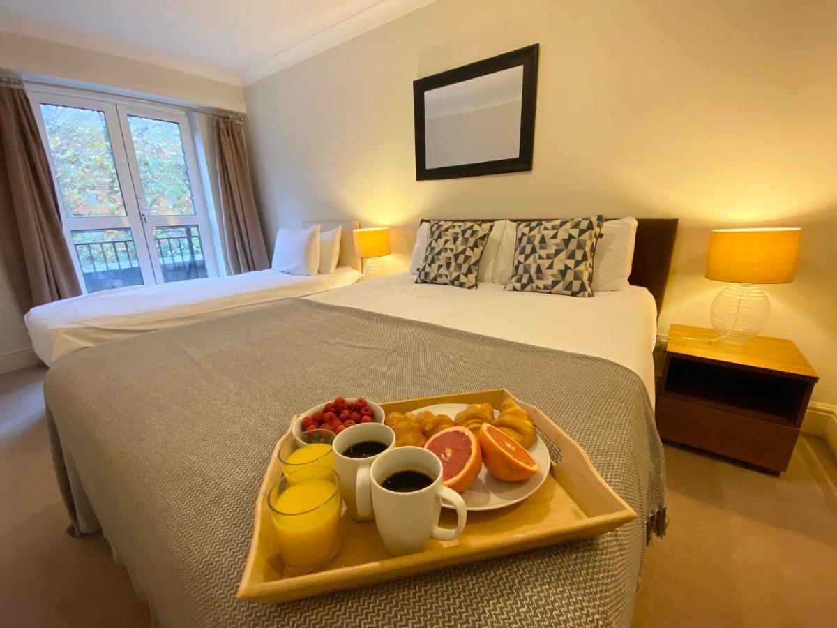 Stylish Apartments In Victoria & Westminster Londra Esterno foto