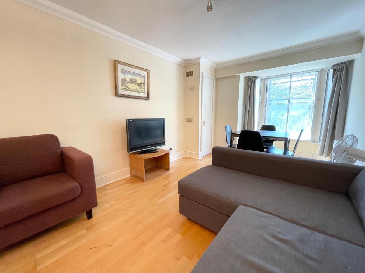 Stylish Apartments In Victoria & Westminster Londra Esterno foto