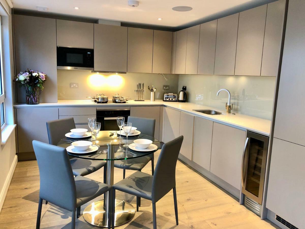 Stylish Apartments In Victoria & Westminster Londra Esterno foto