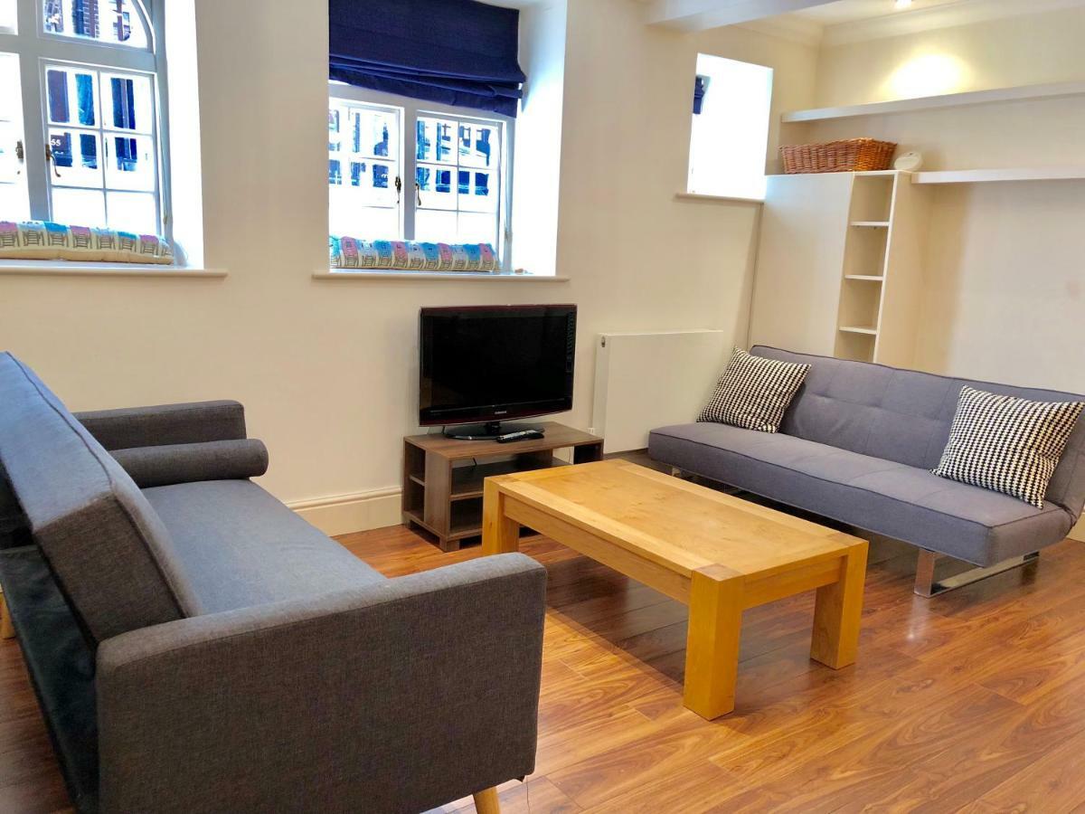 Stylish Apartments In Victoria & Westminster Londra Esterno foto