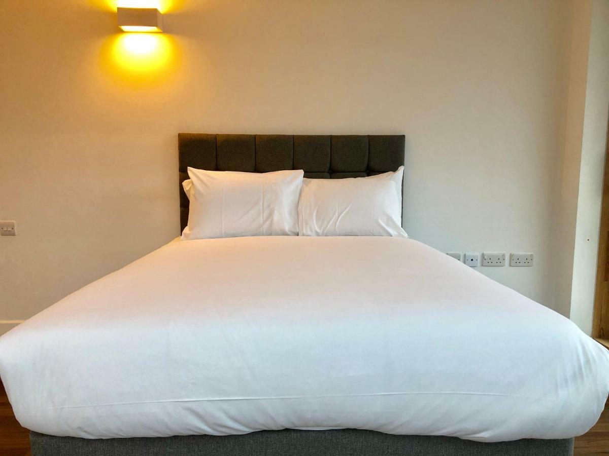 Stylish Apartments In Victoria & Westminster Londra Esterno foto